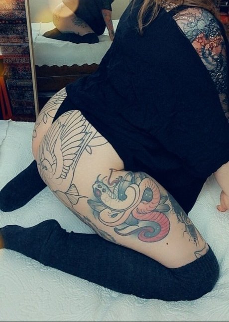 Sookiki model best picture