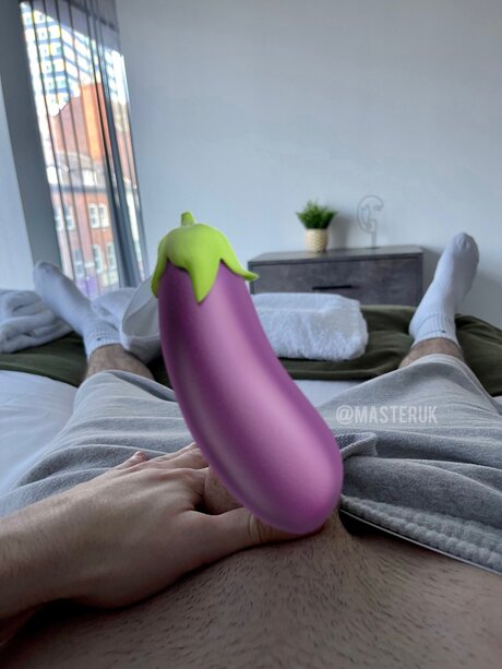 masterukfree sexy star picture