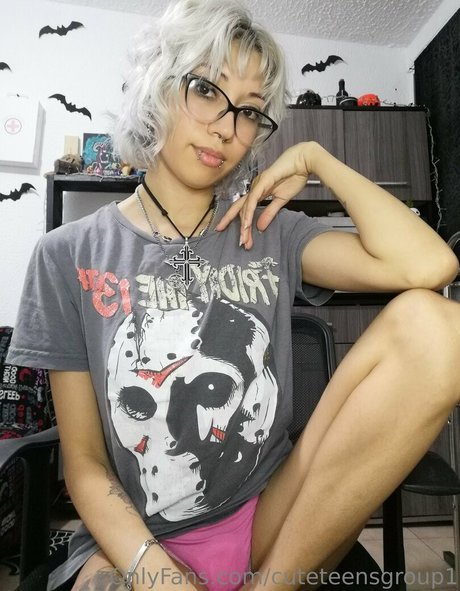 tattooed shemale onlyfans free naked img