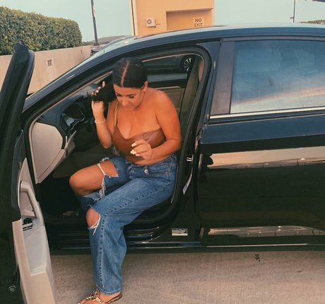 Lizzy Rae top star photos