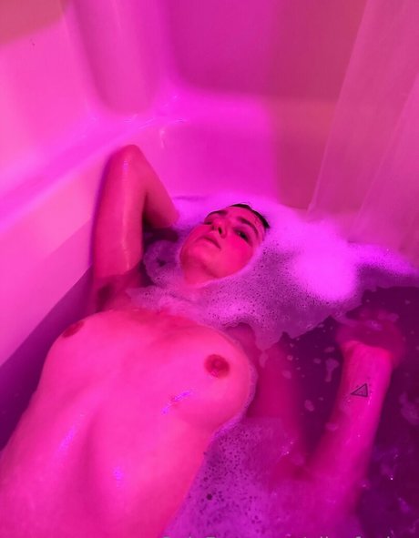 AliceFunker erotic model gallery