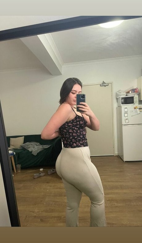 Shutupmichaelaa model pics