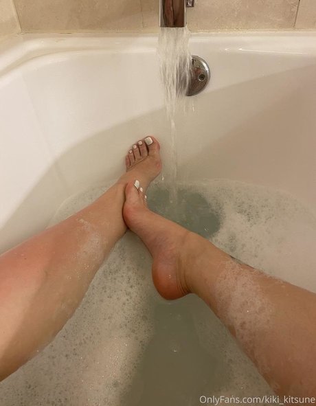 Kiki Kitsune model exclusive photos