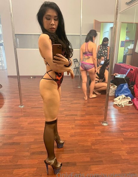 suziesizzles erotic actress galleries