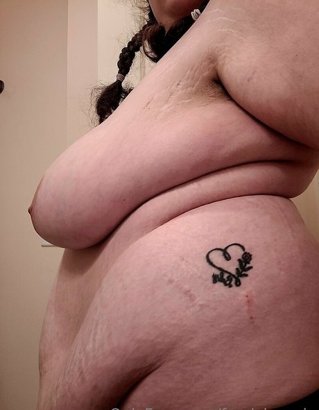 feedchromie exclusive pornstar img