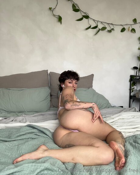 badgalhailey free model high quality archive