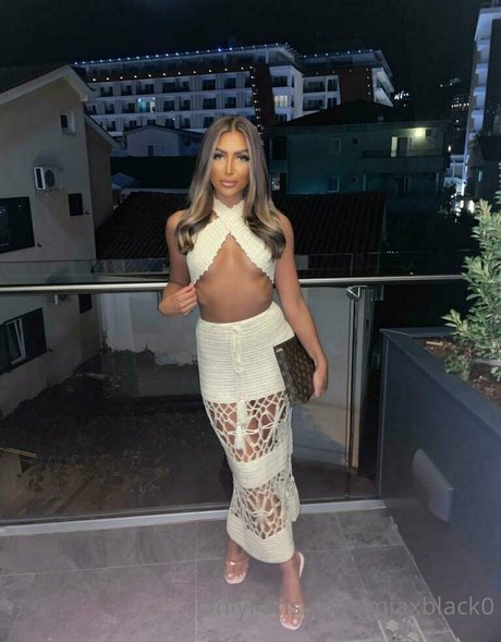 miaxblack0 free actress galleries