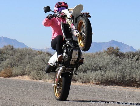 jasminegtv pornstar free pics