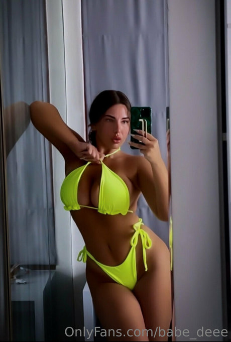 babe deee nudes star photos