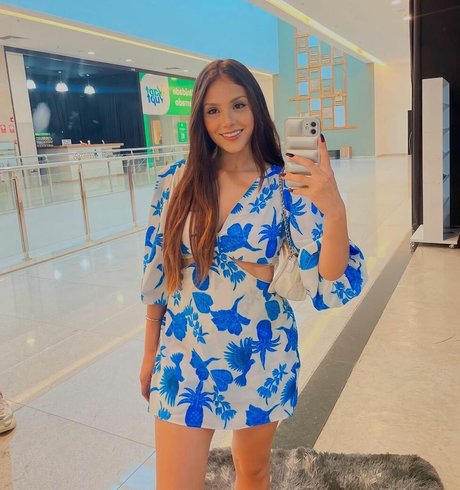 vicky vicky naked pornstar photo