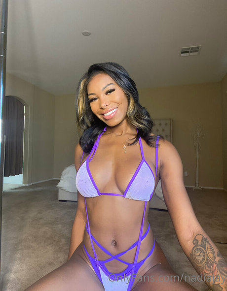 nadiajay nudes model photo