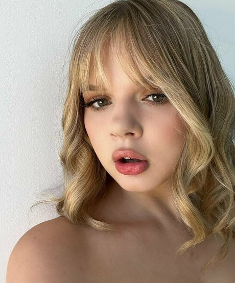 cocolovelock adult model images