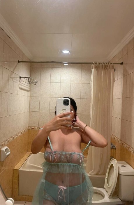 Arnie Celeste nude star picture