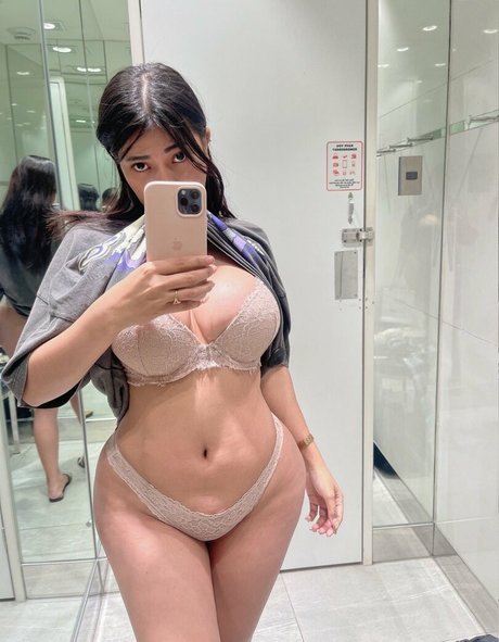 Arnie Celeste xxx actress image