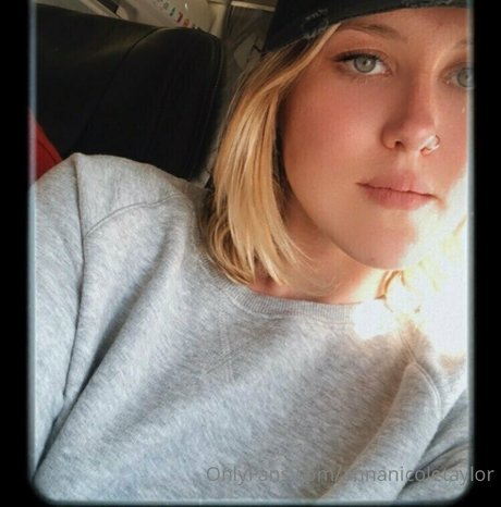 annanicoletaylor pornstar hot photo