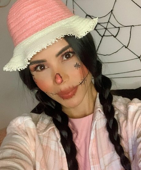 Ana Henao sexy actress images