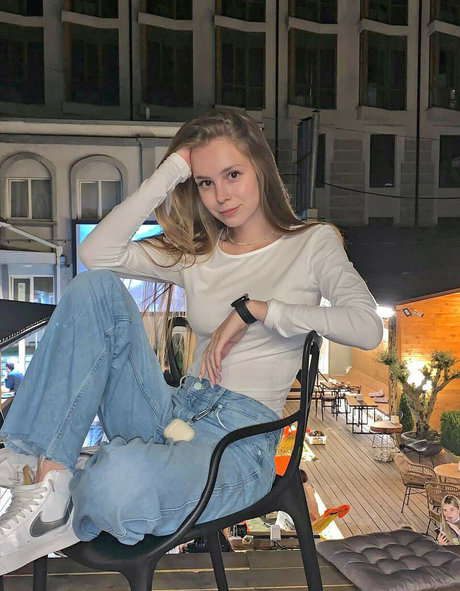 Aliciacarol free star pic