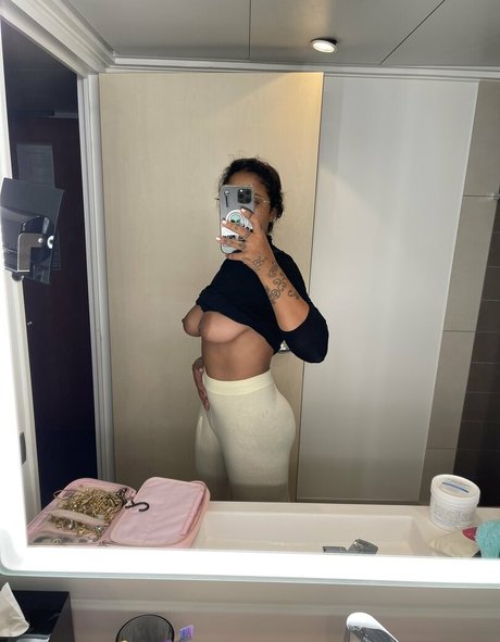 stars onlyfans adult photos