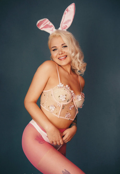 marlene moore nude star img