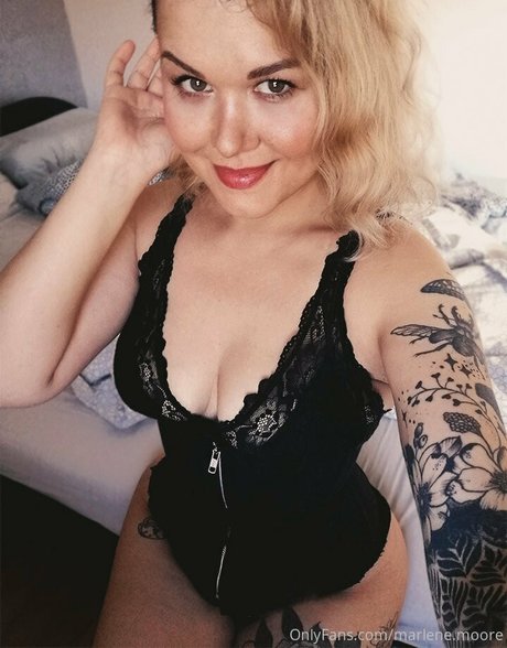 marlene moore Profile pic