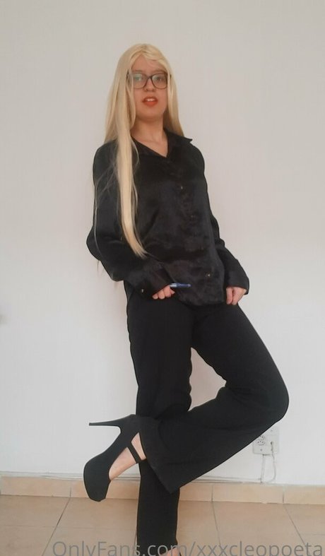 xxxcleopoeta nudes star picture