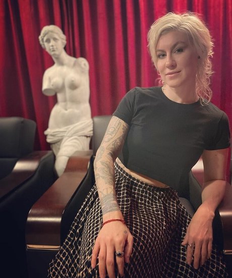 DanikaXIX pretty model pictures