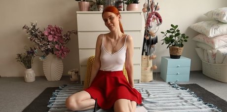 LittleBee pornstar pretty pictures