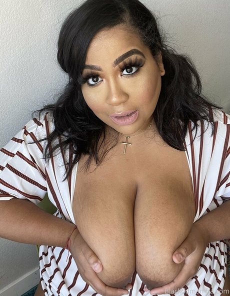 milf stockings onlyfans adult image