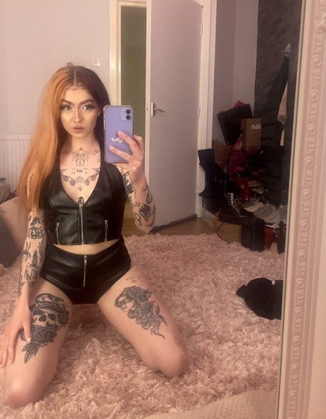 xo nicolavictoria model img