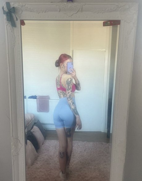 xo nicolavictoria exclusive model image