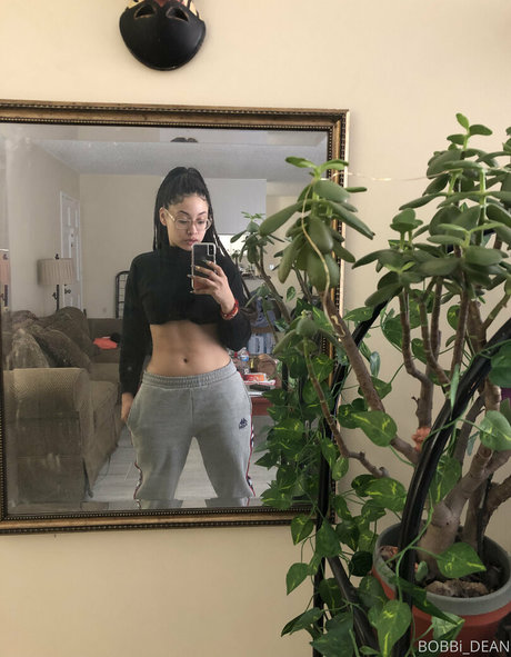 Bobbi dean free star image