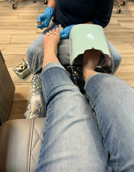 xfeetme model perfect img