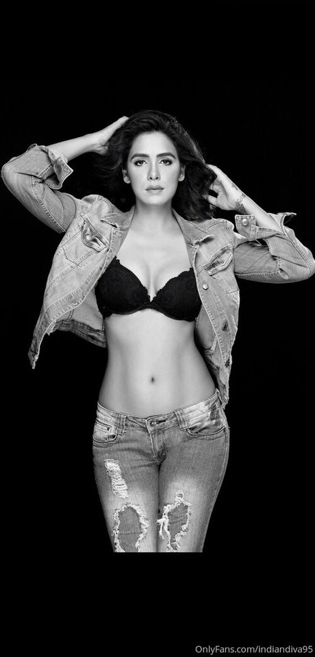 indiandiva95 art star img
