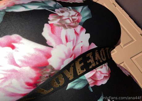 ana44f hd actress picture