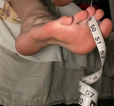 feetznation star nudes img