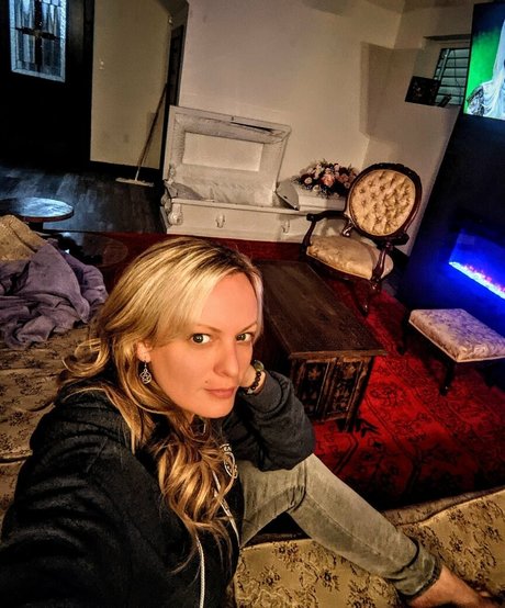 stormydaniels sexy star picture