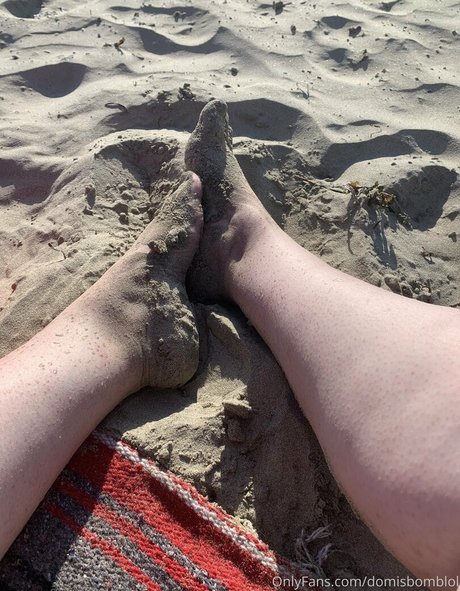 domisbomb free pornstar img