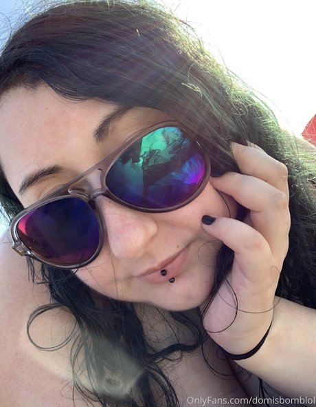 domisbomb sex pornstar image