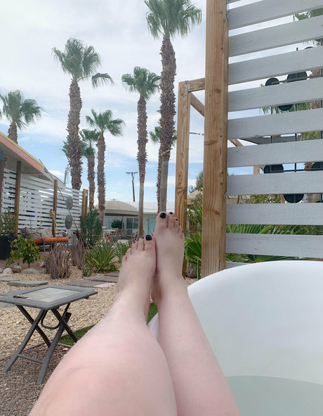 domisbomb beautiful pornstar pic