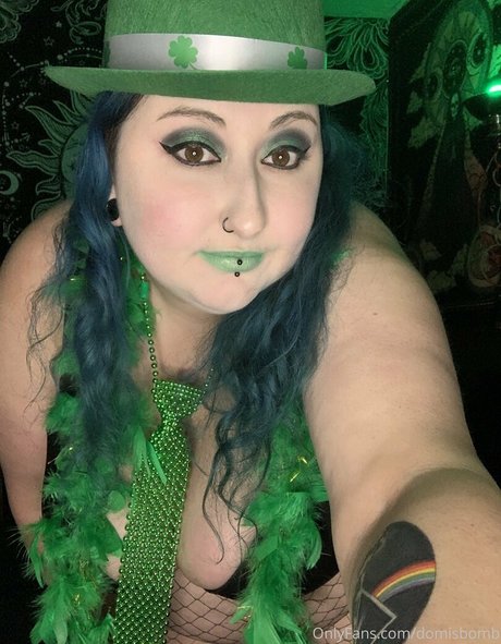 domisbomb nudes pornstar gallery