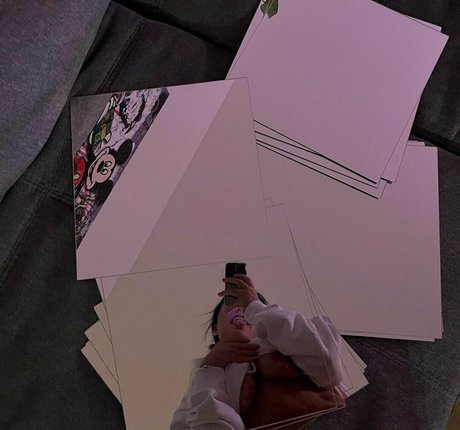 sugarveezyfree hot star img