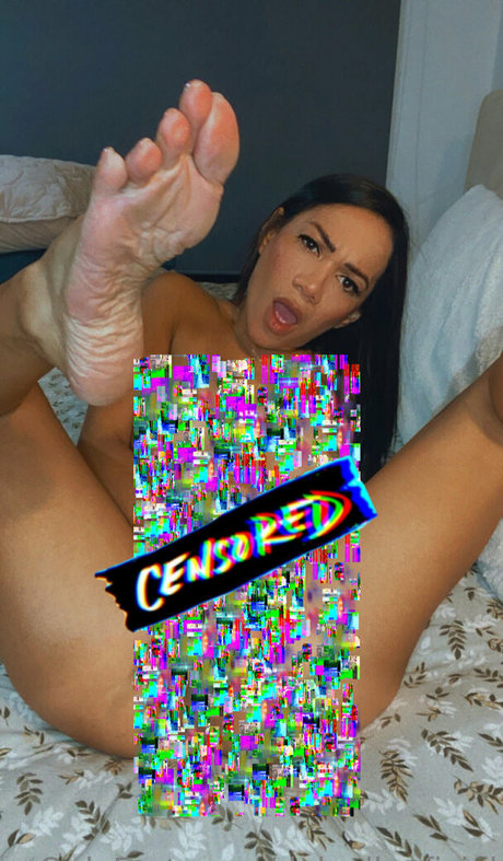 delvalleoficial hd model picture