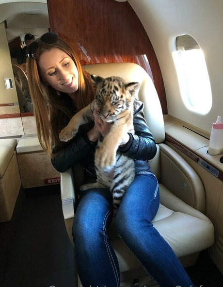 tigerqueen_ pornstar pretty gallery