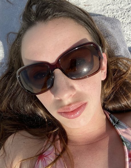 missashlynn free model pictures