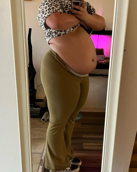 squishwhore Profile pic