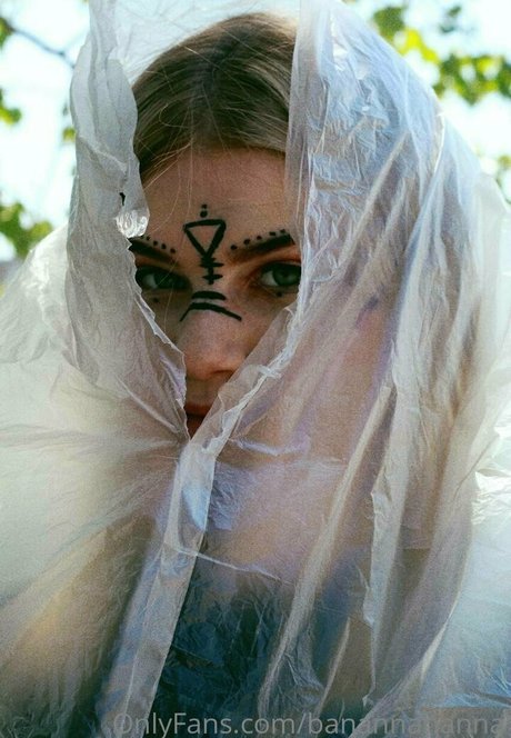 banannahanna adult model gallery