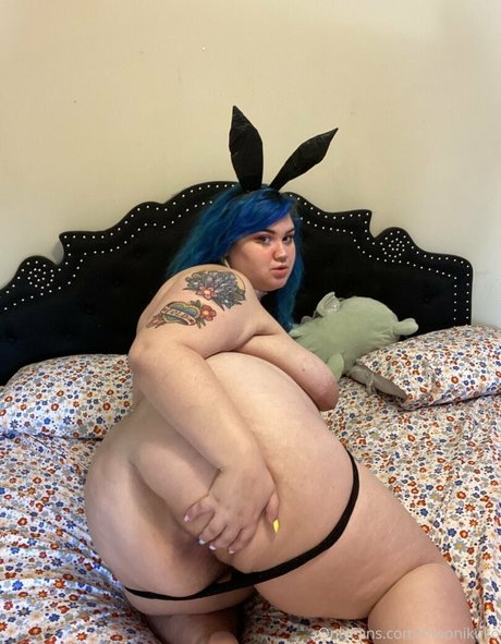 moonikuko pornstar sexy archive