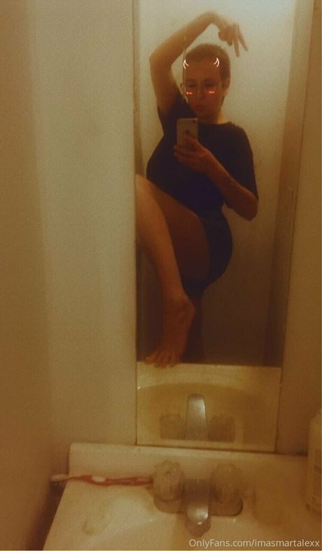 imasmartalexx erotic model pictures