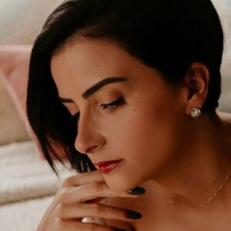 Gabi Benvenutti model beautiful pictures