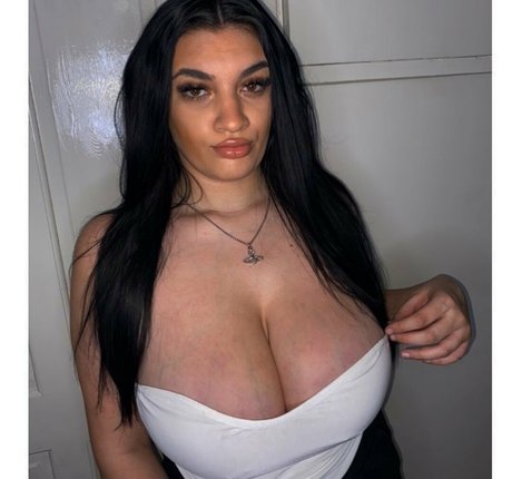 Chloe Ann Whitham nice pornstar archive